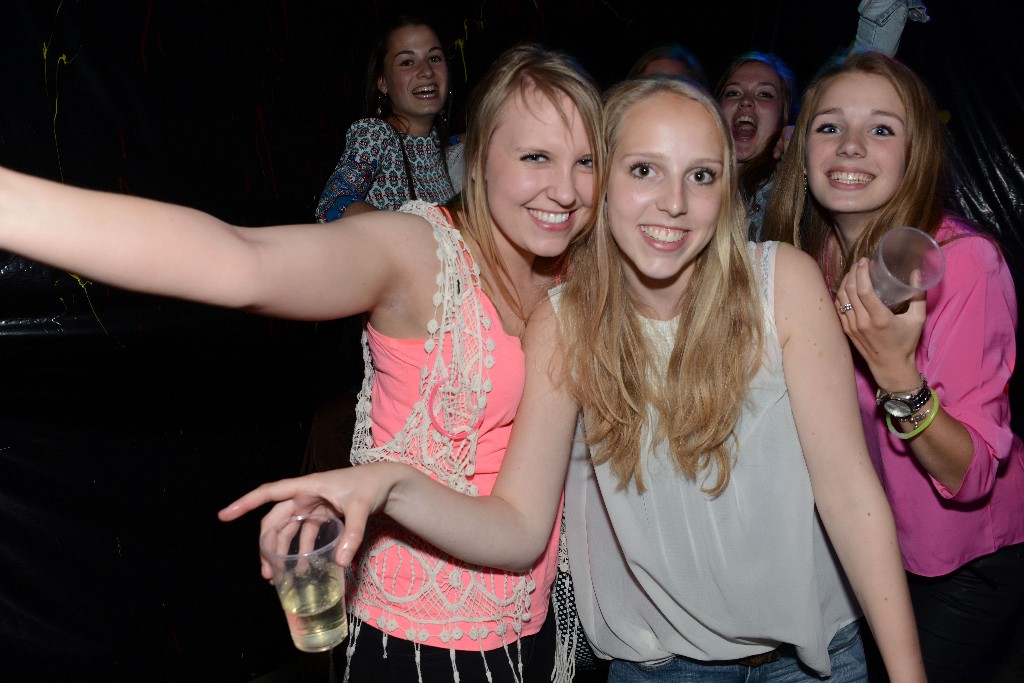 ../Images/Blacklight Ibiza Party 182.jpg